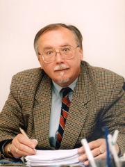 Prof. Dr. Dr. h. c. Visegrády Antal